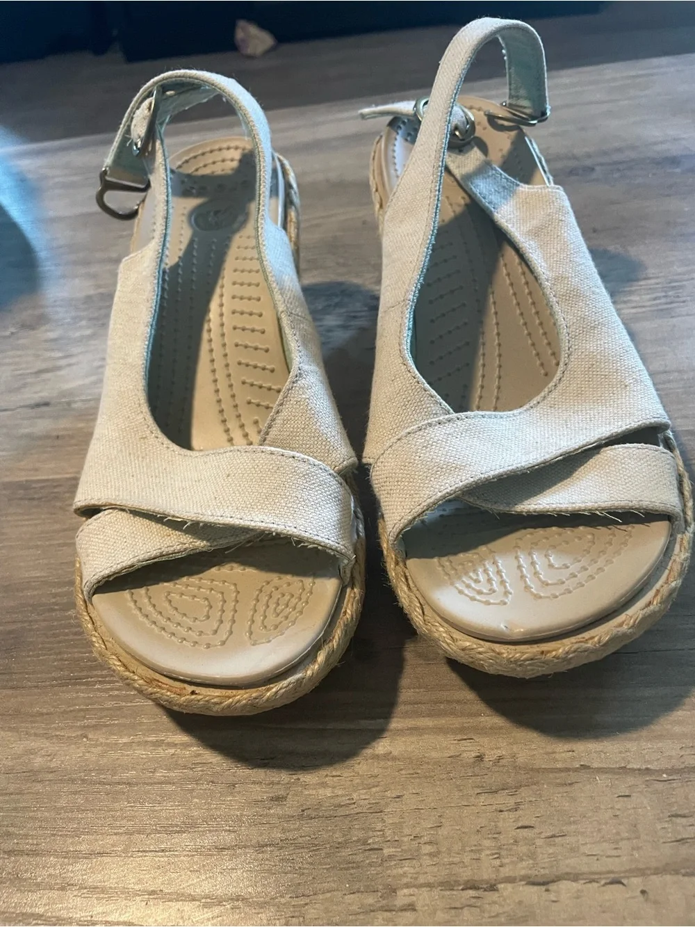Crocs A-Leigh espadrille linen criss cross strap wedge ankle buckle sandals W8